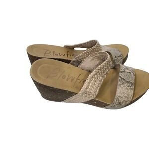 Blowfish Malibu‎ Beige Wedge Sandals Size 9.5 Beach Summer